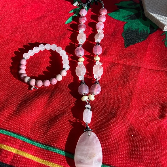 Pink Rose Quartz Pendant Necklace and Bracelet Set - Picture 7 of 16